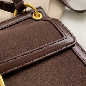 Bolsa Charlote Média - Marrom - Loja Vivanz