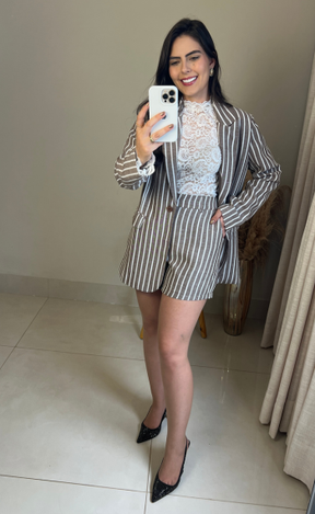 Conjunto Listrado | Blazer e Short