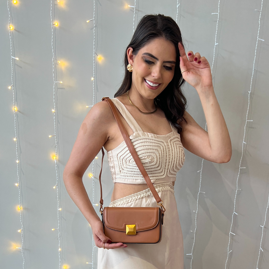 Bolsa Vívian Média