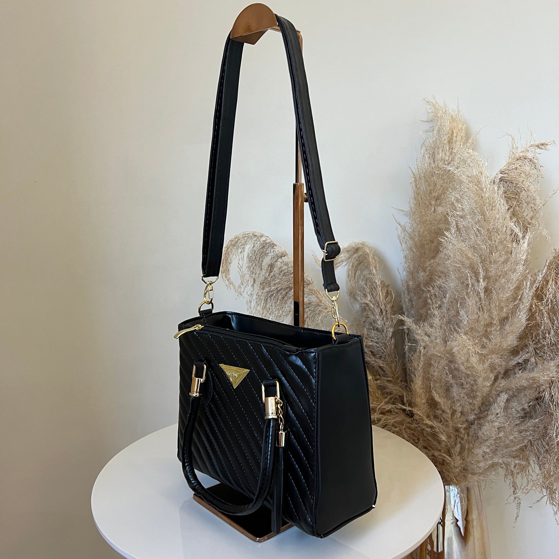 Bolsa Antônia