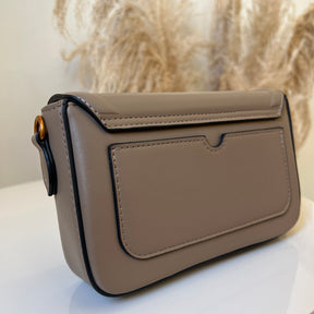 Bolsa Vívian Média