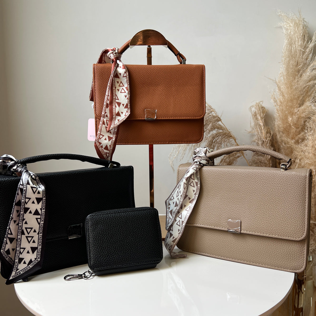 Bolsa Karen Média - Preta